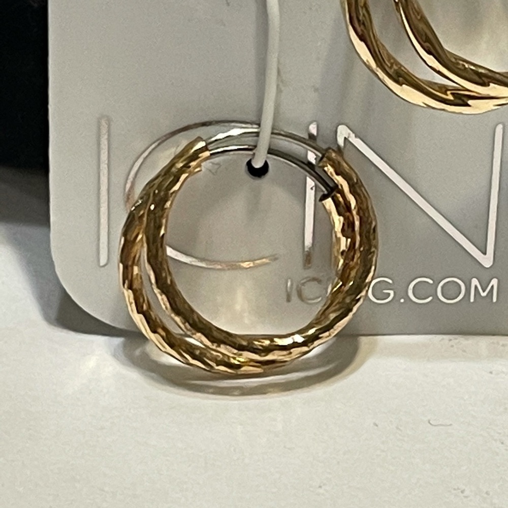 NWT icing gold tone hoop round circle earring set - Picture 4 of 5